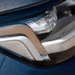 Cadillac-Escalade-front-light